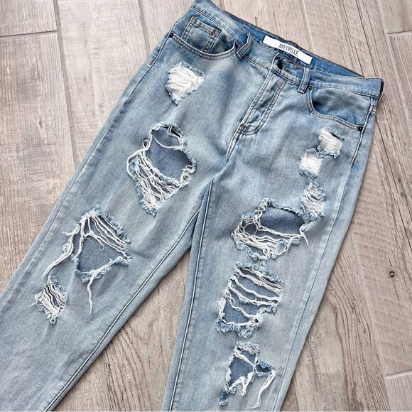 Brandy Melville Destroyed Boyfriend High Rise Jeans 100% Cotton Rigid Denim - Picture 4 of 10